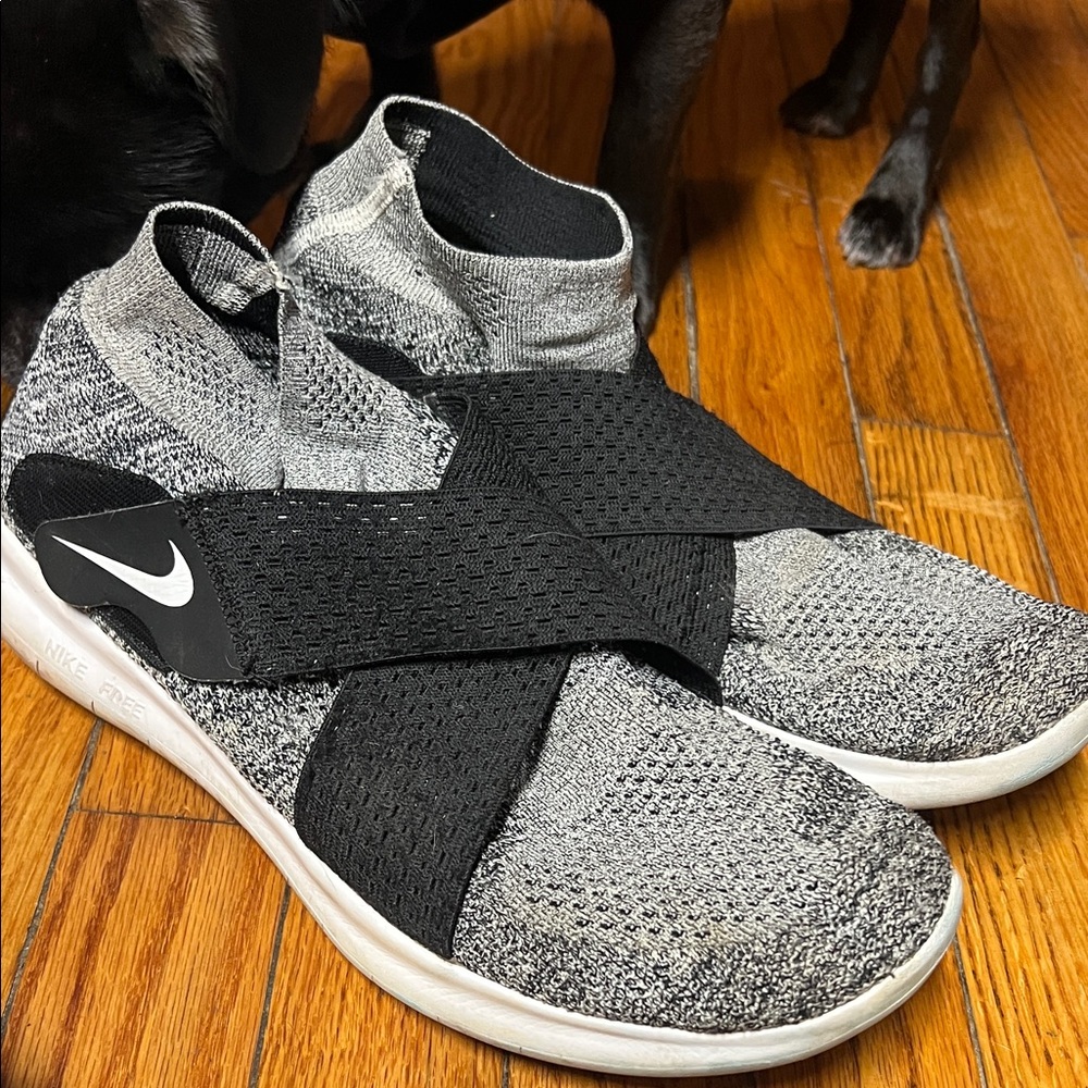Nike Black and White Knit Sneakers